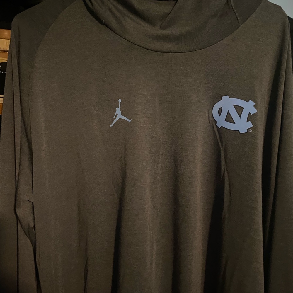 UNC Tarheel Jumpan Hoodie , Size XXL, Worn Once
